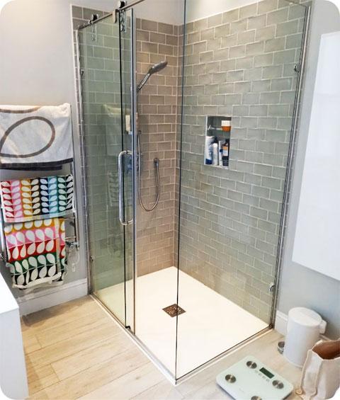 Bathroom & Toilet